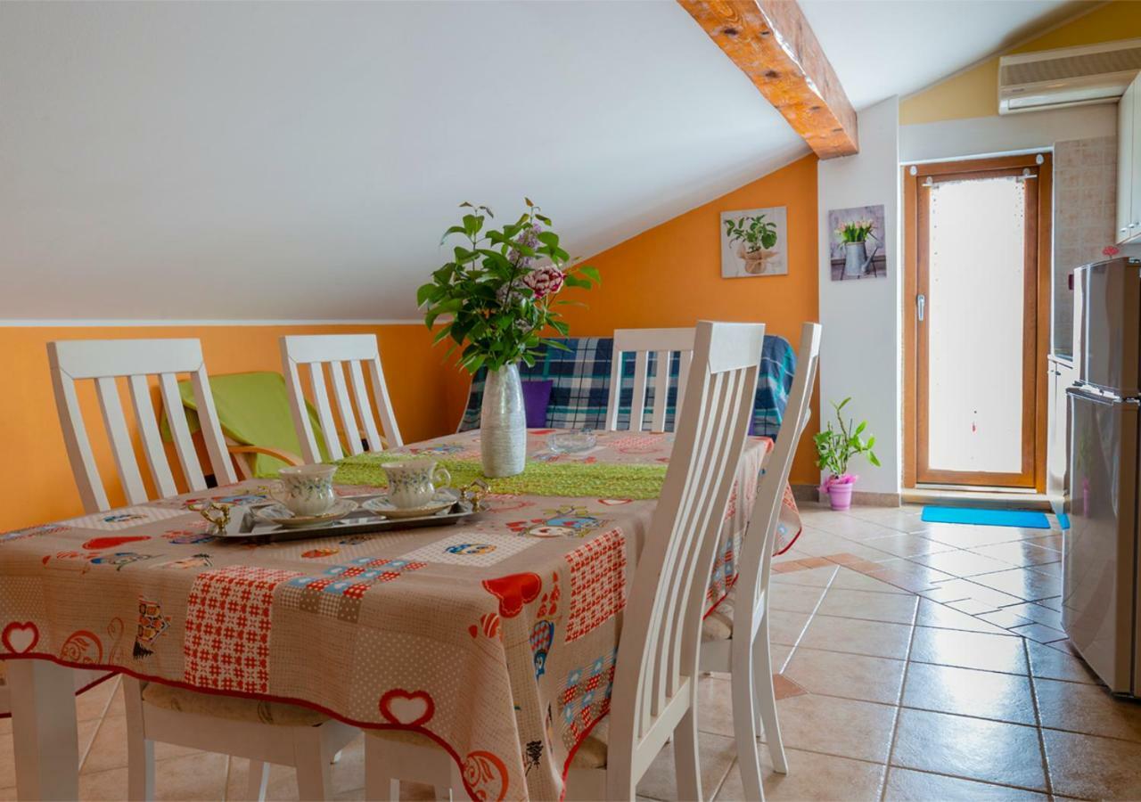 Apartment Analaura Умаг Екстер'єр фото